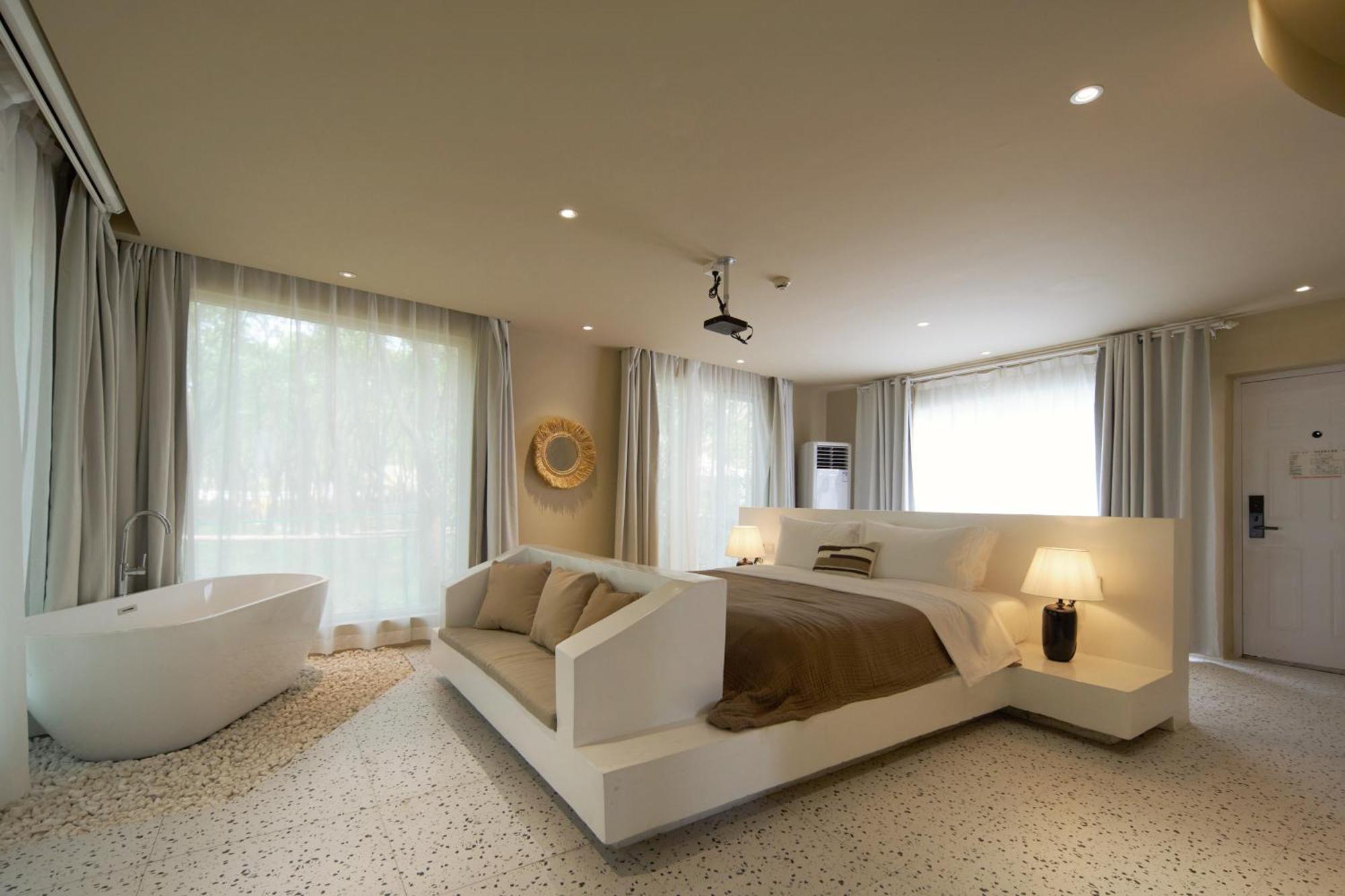 Mila Zai Ye Wai Country house *